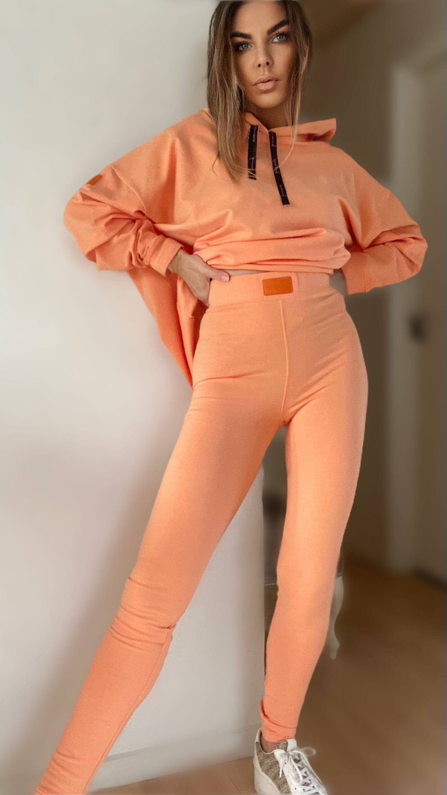 ice peach sport set decorative hood - obrazek 3