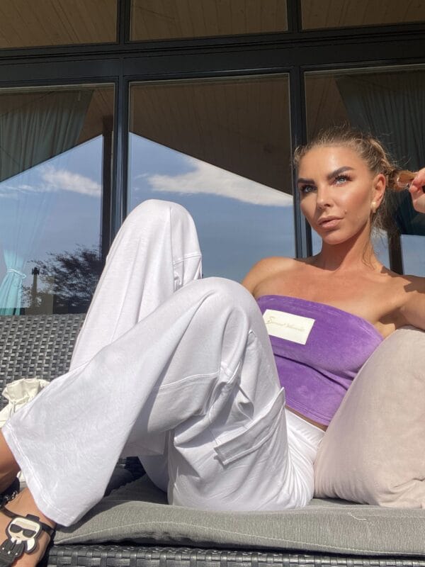 White cargo pants - obrazek 3