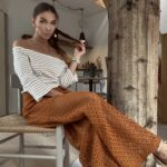 bluzka luksusowa w paski mocha mousse